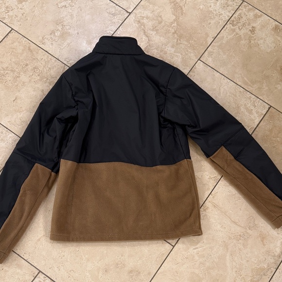 Columbia Men's Black and Tan Performance Jacket - Picture 3 of 3